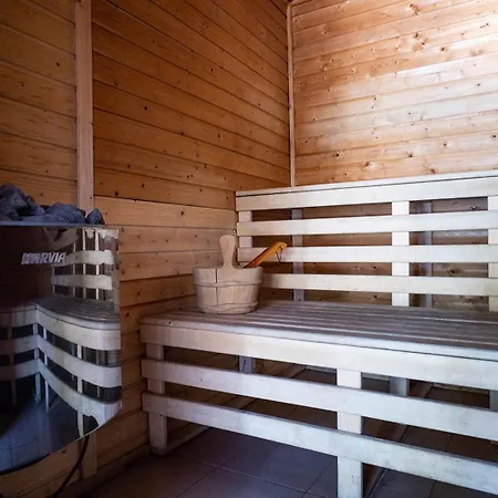 Harcsafogo Vendeghaz * Békésszentandrás