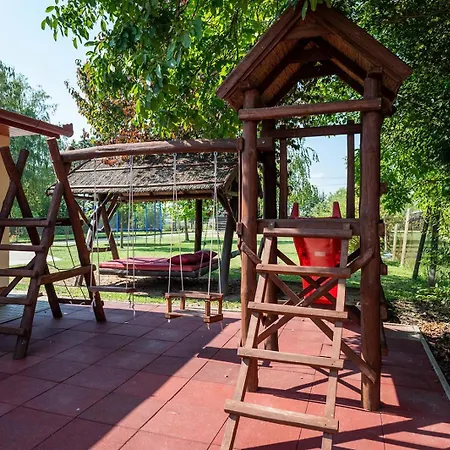 Harcsafogo Vendeghaz Villa Bekesszentandras